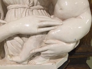 More beautiful ceramic Madonna hands, from Berlin.